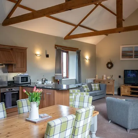 Watson Cottage, Castle Carrock, Nr Carlisle * Castle Carrock